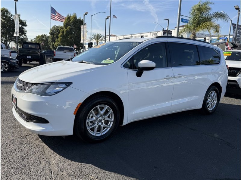 Used 2021 Chrysler Voyager Lxi image 53
