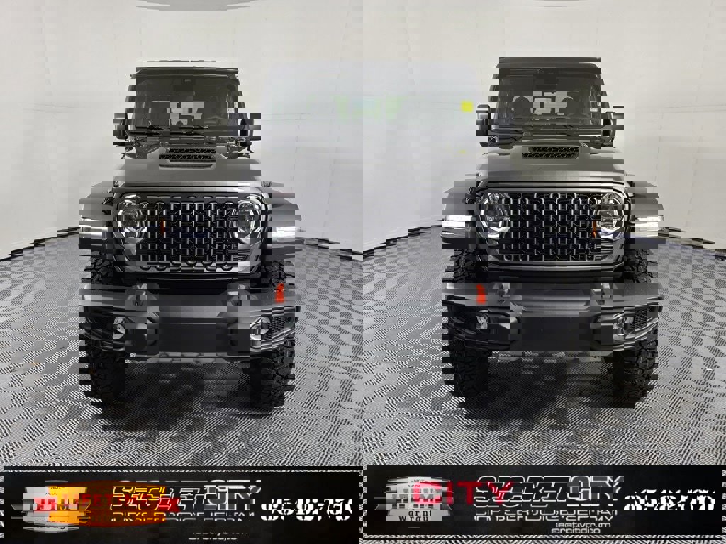 New 2025 Jeep Gladiator Mojave image 2