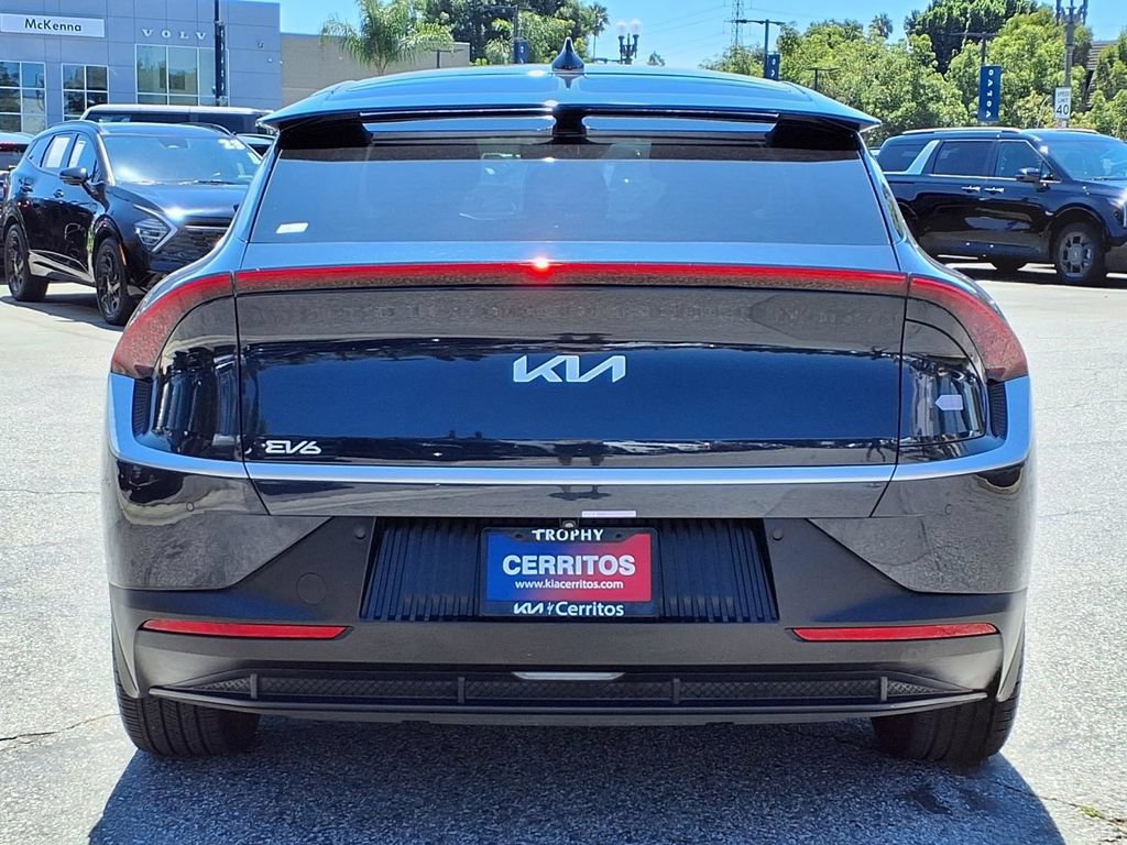 Certified 2024 Kia EV6 Light RWD image 5