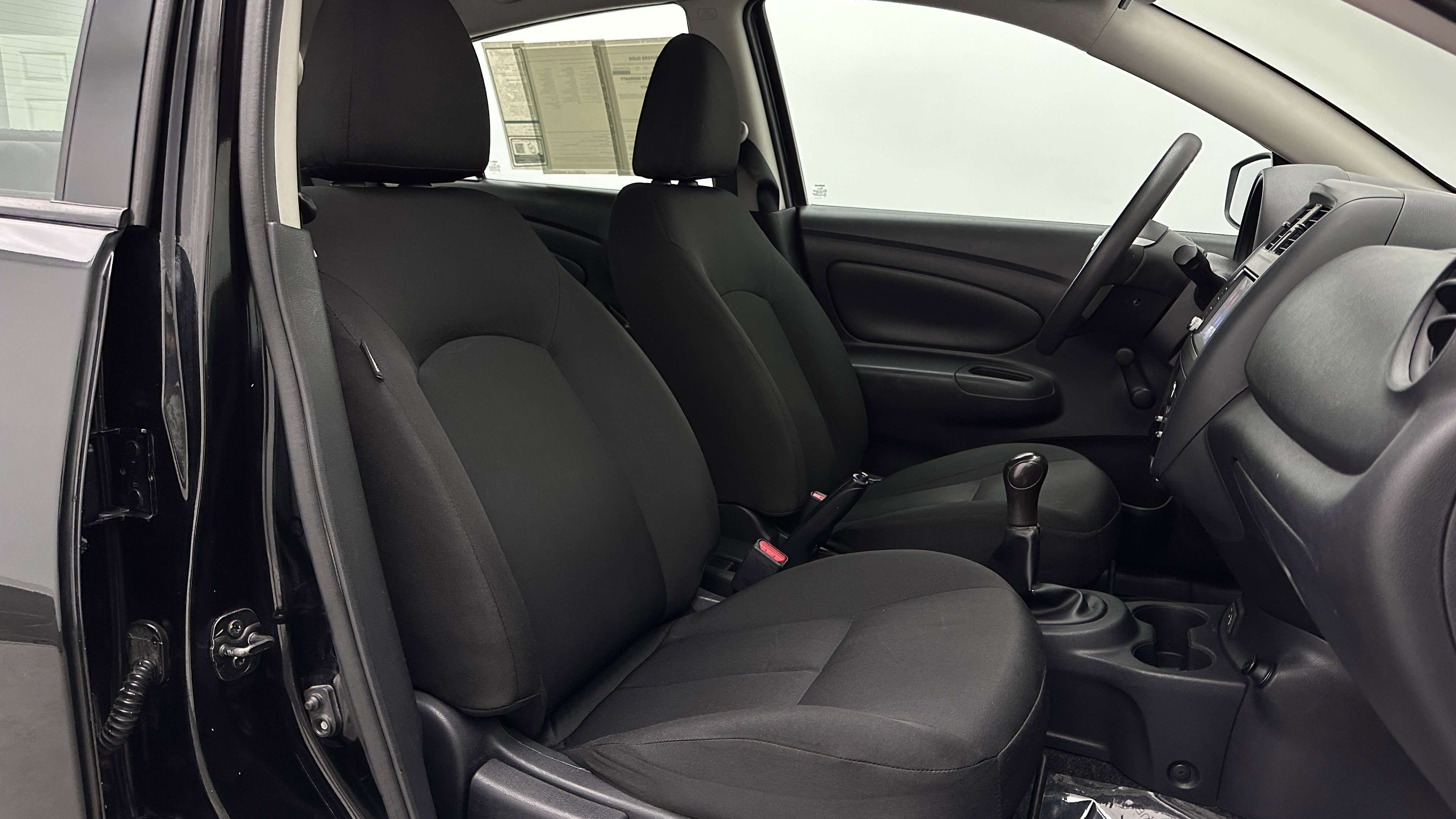 Used 2019 Nissan Versa S FWD image 30