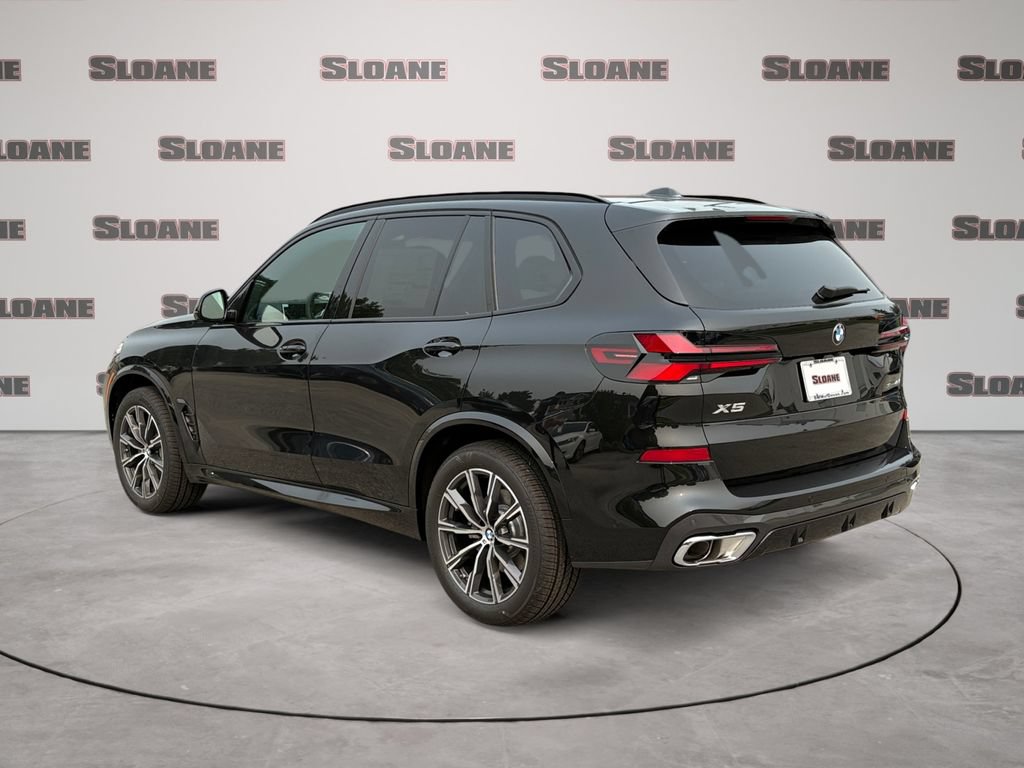 New 2026 BMW X5 xDrive40i w/ M Sport Package AWD/4WD image 3