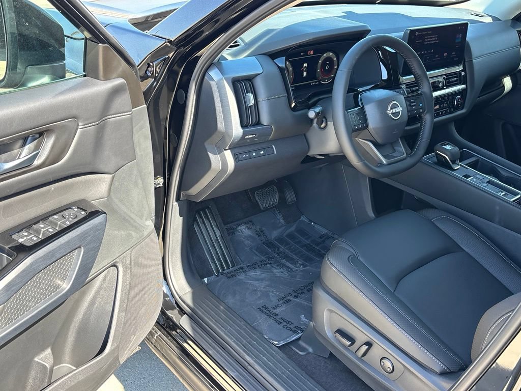 New 2026 Nissan Pathfinder SL w/ Cargo Package FWD image 16