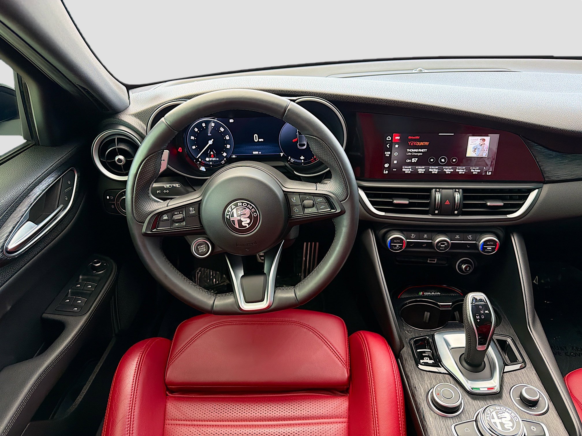 Used 2024 Alfa Romeo Giulia Sprint image 17