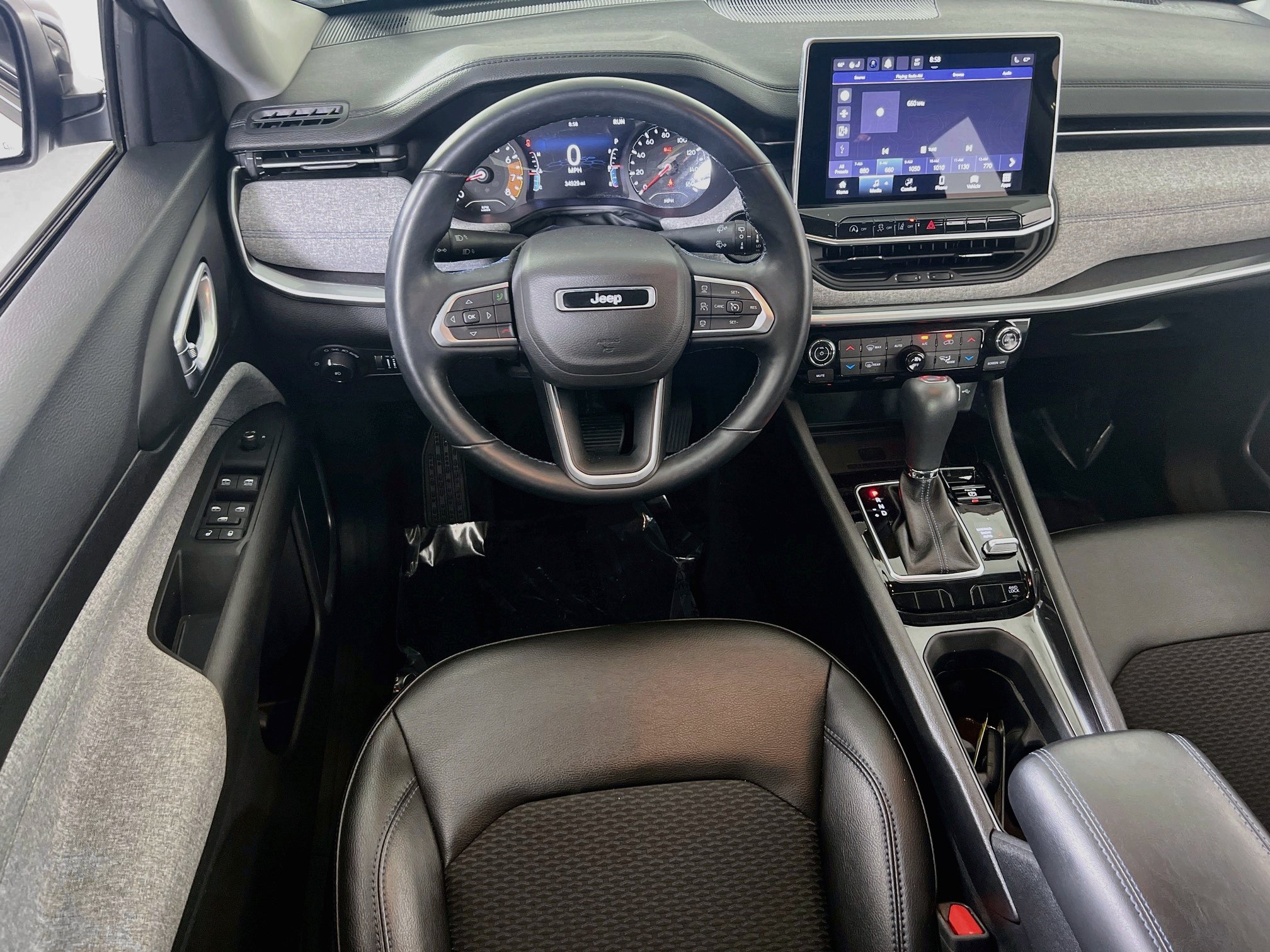 Used 2022 Jeep Compass Latitude w/ Convenience Group AWD/4WD image 20