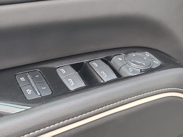Used 2024 Cadillac Escalade Sport AWD/4WD image 17