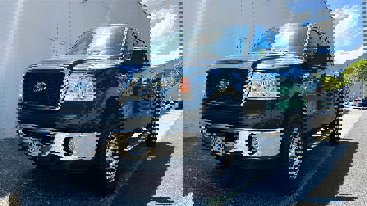 Used 2007 Ford F150 FX4 image 1