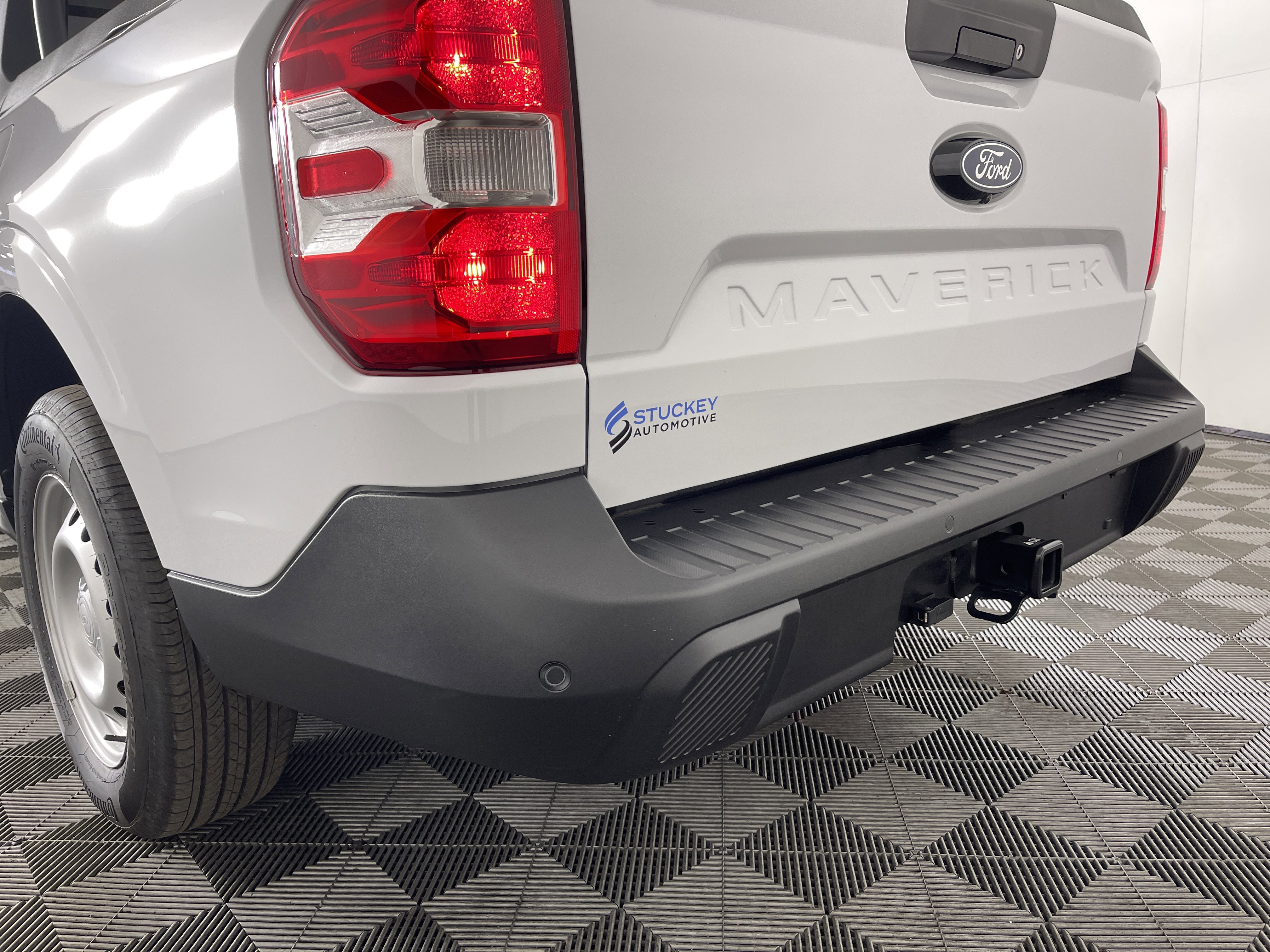 Used 2025 Ford Maverick XLT w/ Equipment Group 302A image 6