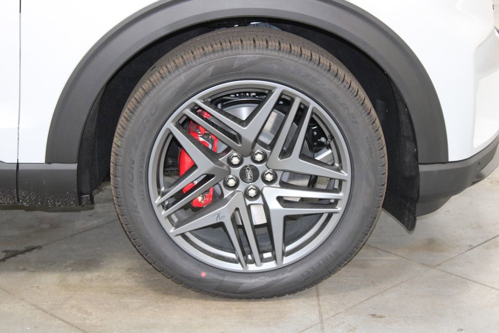 New 2026 Ford Explorer ST AWD/4WD image 11