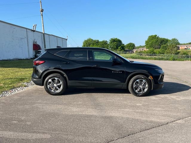 Certified 2023 Chevrolet Blazer LT w/ Driver Confidence Package image 2