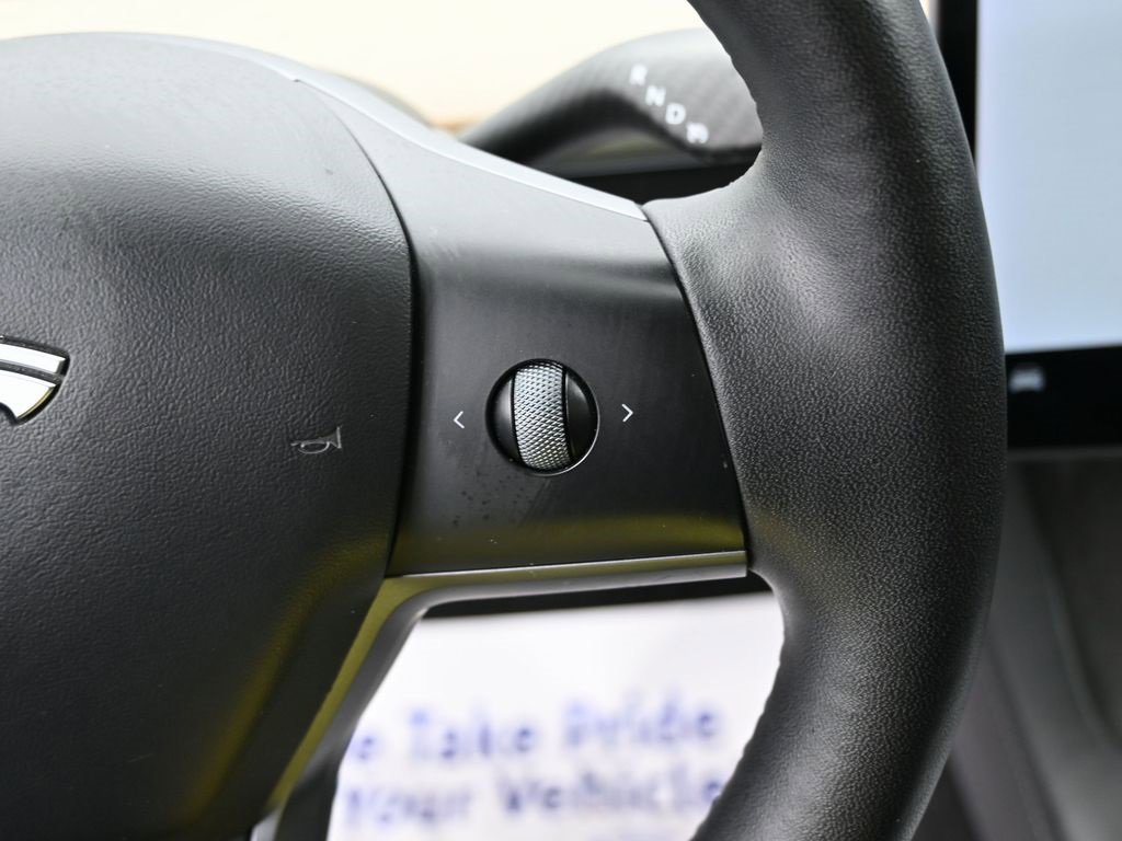 Used 2022 Tesla Model 3 Performance image 19