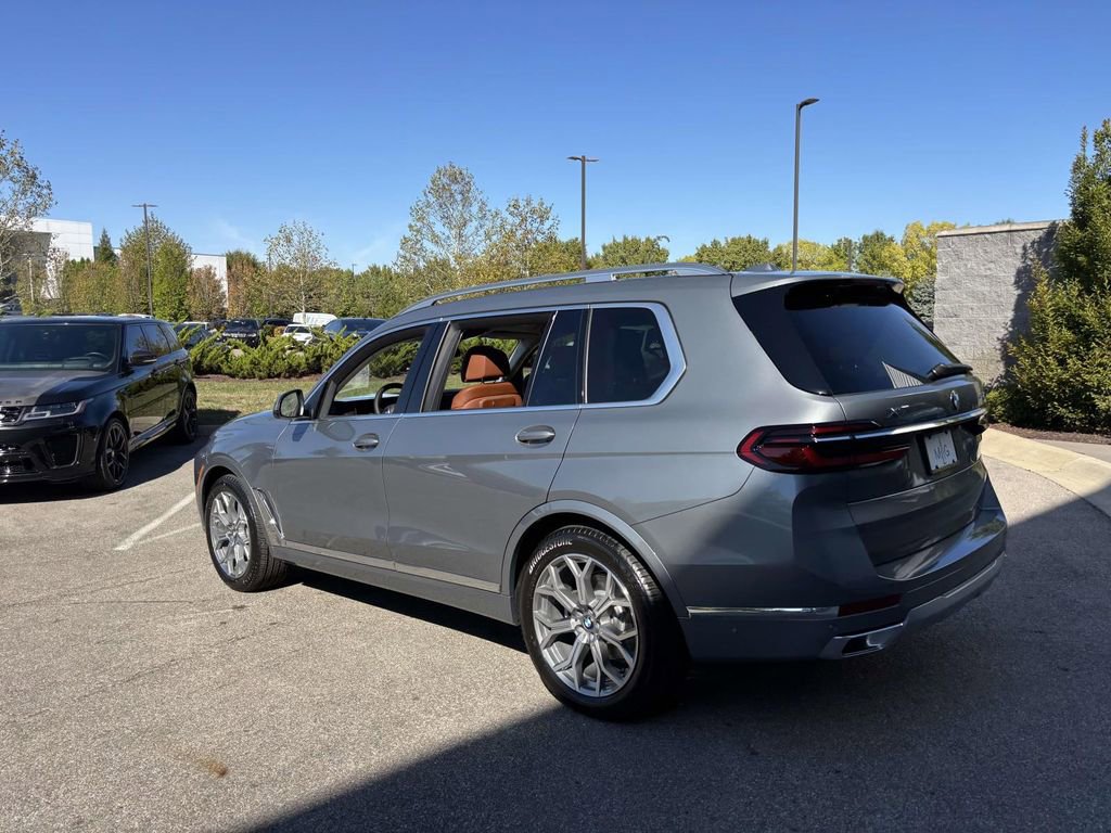 New 2026 BMW X7 xDrive40i image 5