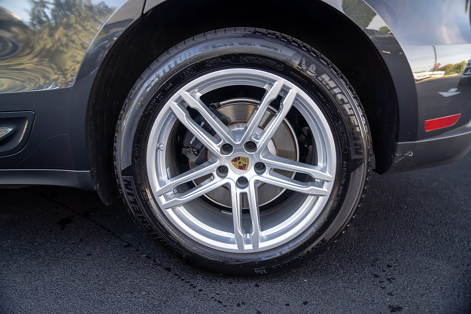 Used 2026 Porsche Macan AWD/4WD image 24