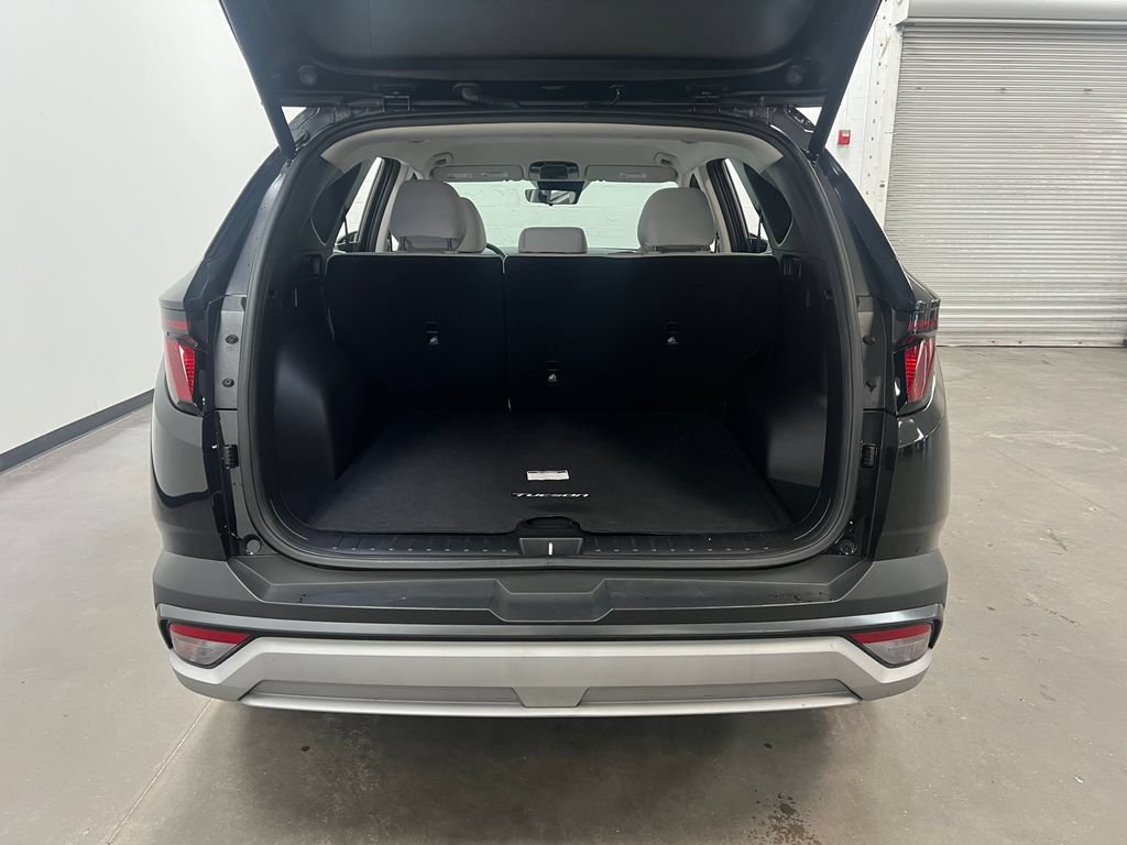 Used 2025 Hyundai Tucson SEL FWD image 24