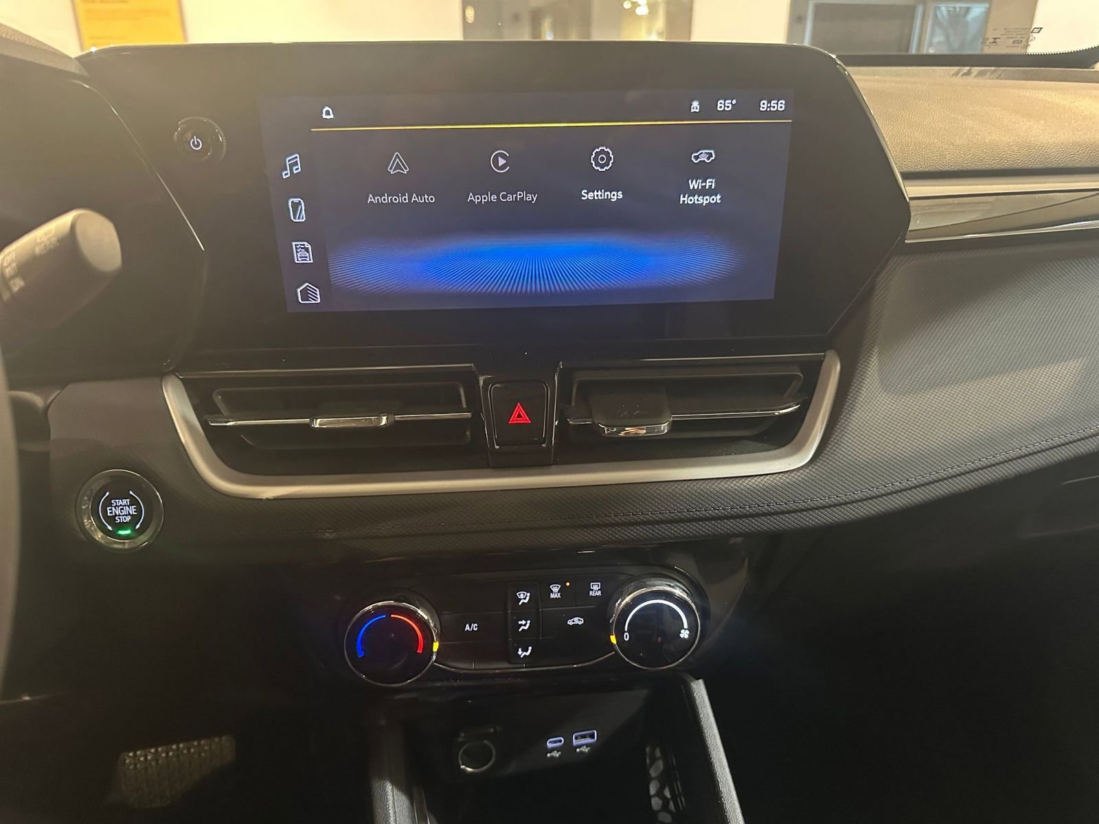 Used 2025 Chevrolet TrailBlazer LT image 18