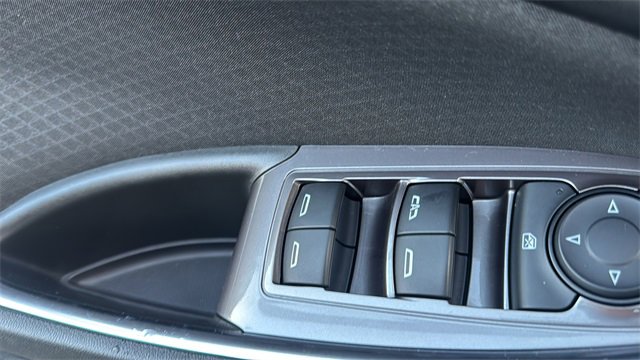 Used 2018 Chevrolet Malibu LT image 12