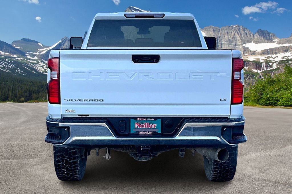 Used 2024 Chevrolet Silverado 3500 LT w/ Convenience Package image 4