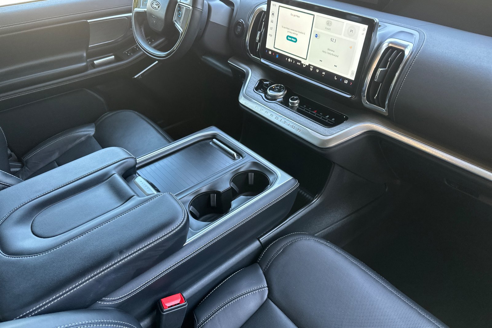 Used 2025 Ford Expedition Max Platinum AWD/4WD image 17