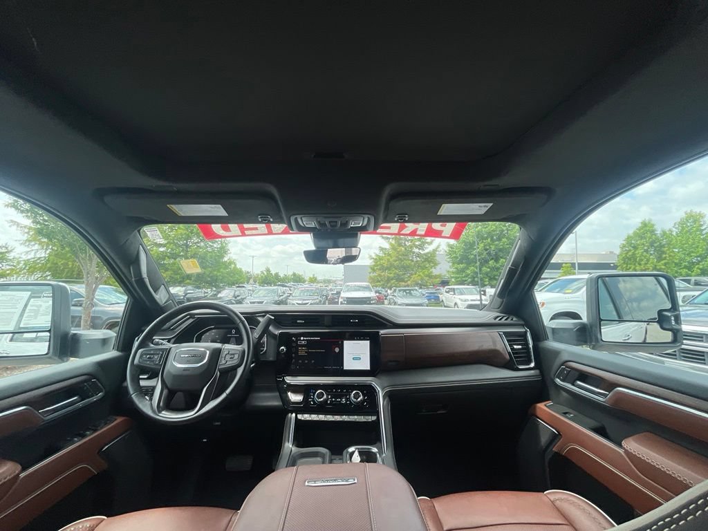 Used 2025 GMC Sierra 2500 Denali Ultimate AWD/4WD image 26