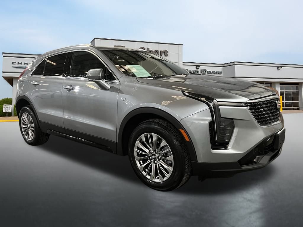Used 2024 Cadillac XT4 Premium Luxury AWD/4WD image 5