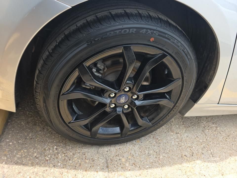 Used 2019 Ford Fusion SE w/ Equipment Group 151A FWD image 8