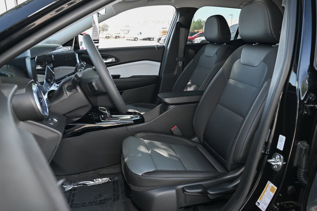 New 2026 Chevrolet Trax LT w/ Sunroof Package FWD image 15