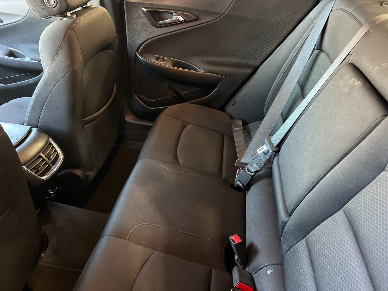 Used 2024 Chevrolet Malibu LT FWD image 5