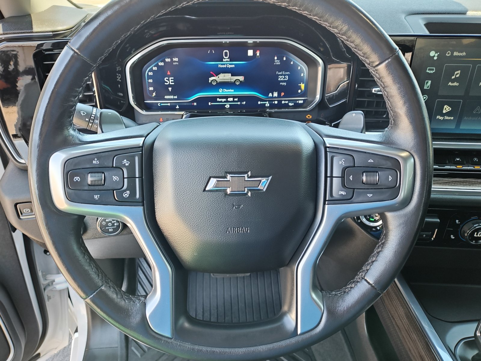 Used 2023 Chevrolet Silverado 1500 RST w/ Z71 Off-Road Package AWD/4WD image 16
