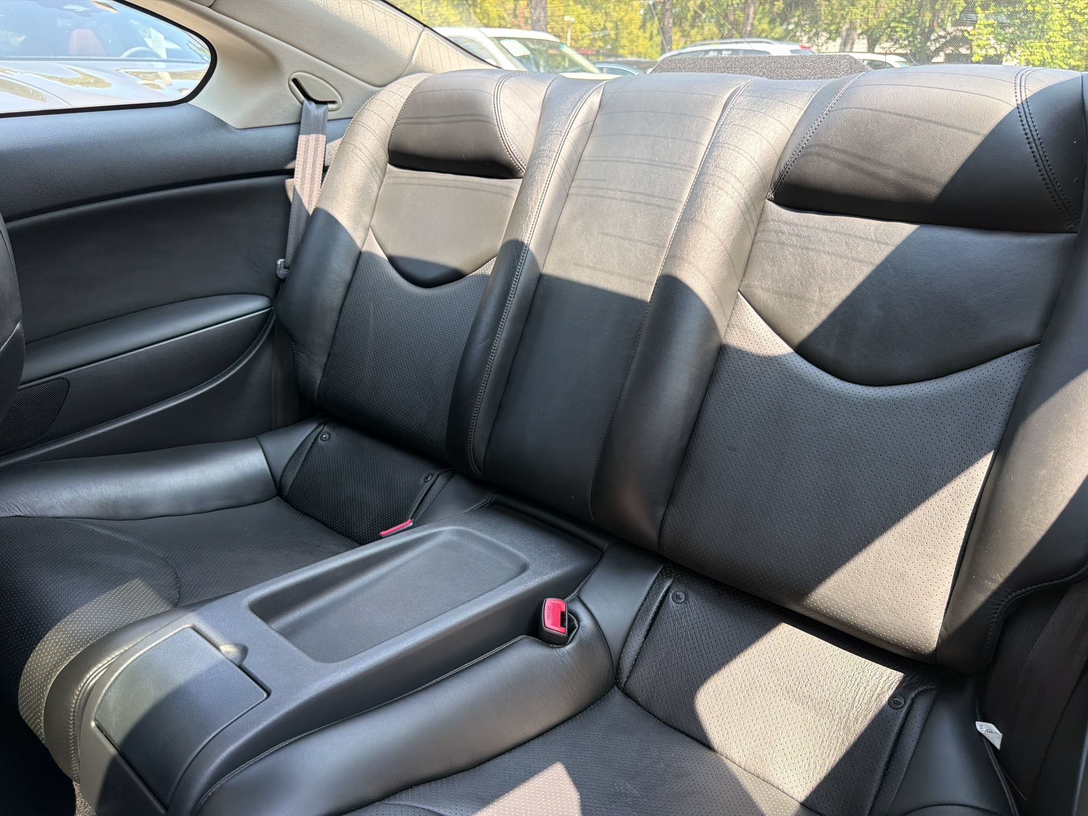 Used 2010 INFINITI G37 Journey w/ Premium Pkg RWD image 24