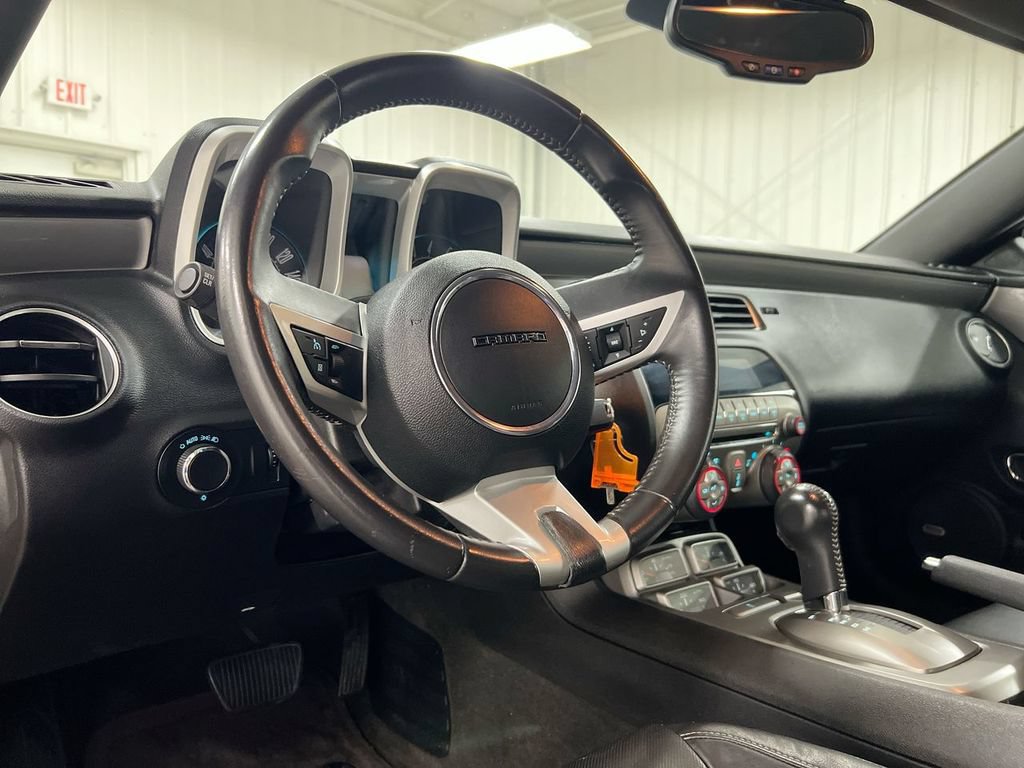 Used 2010 Chevrolet Camaro LT w/ RS Package RWD image 10