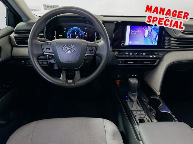 Used 2025 Toyota Camry LE FWD image 23