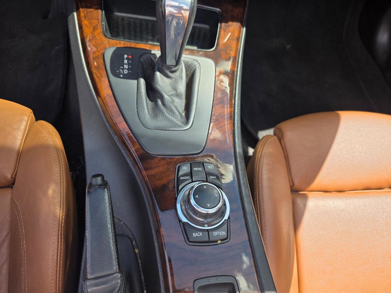 Used 2012 BMW 335i Convertible image 34