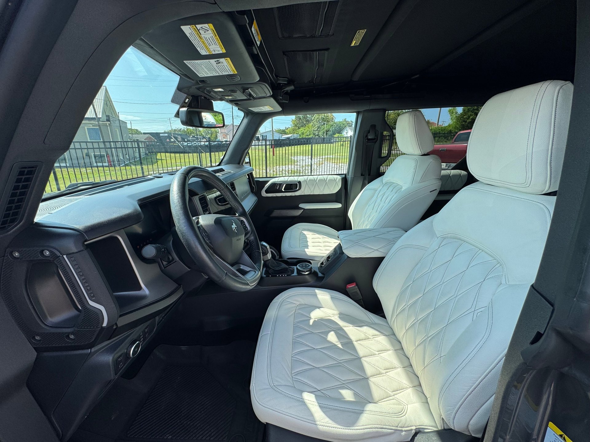 Used 2022 Ford Bronco Outer Banks image 10