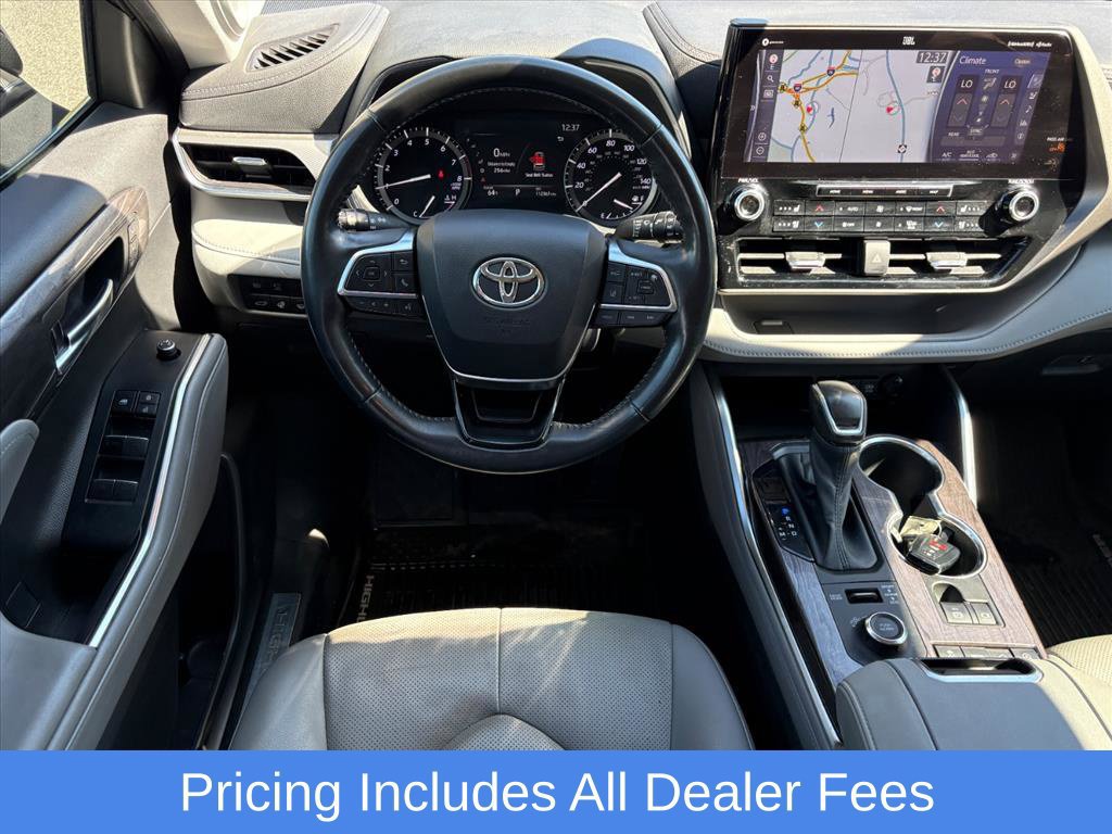 Used 2020 Toyota Highlander Limited AWD/4WD image 21