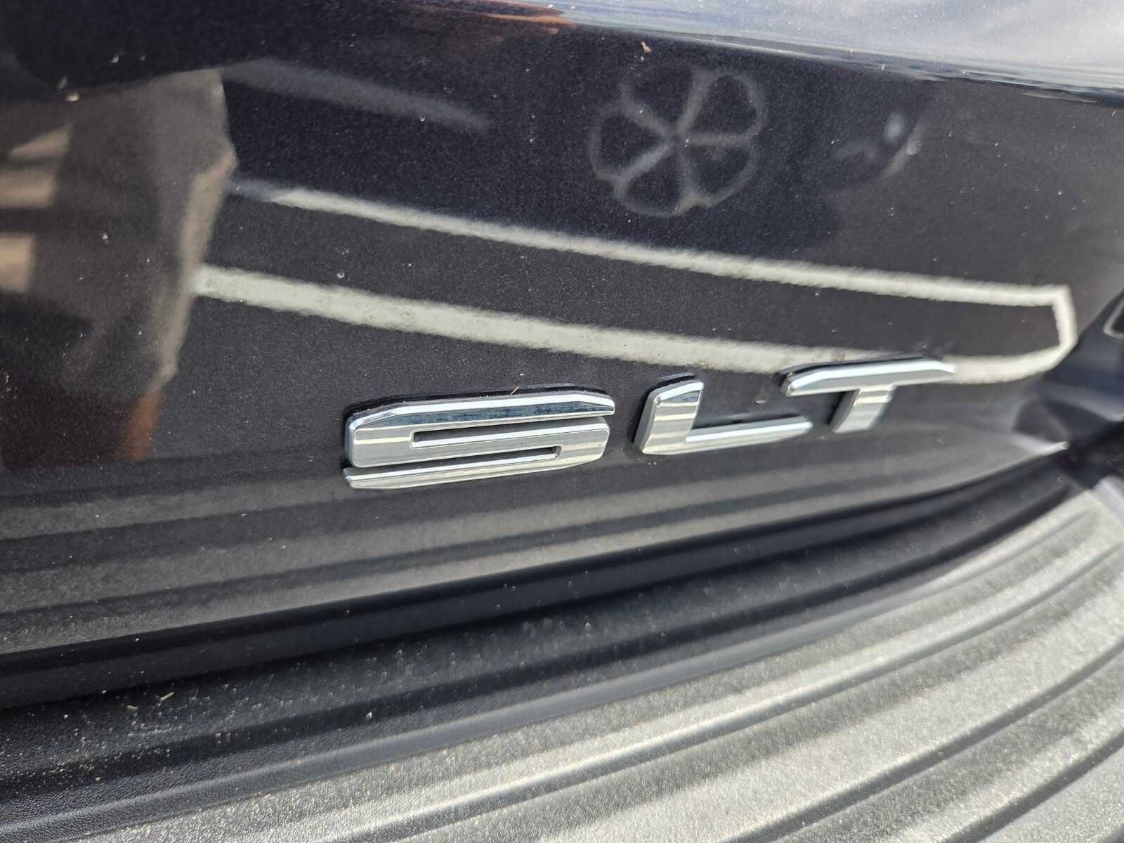 Used 2023 GMC Yukon XL SLT w/ SLT Premium Package AWD/4WD image 18