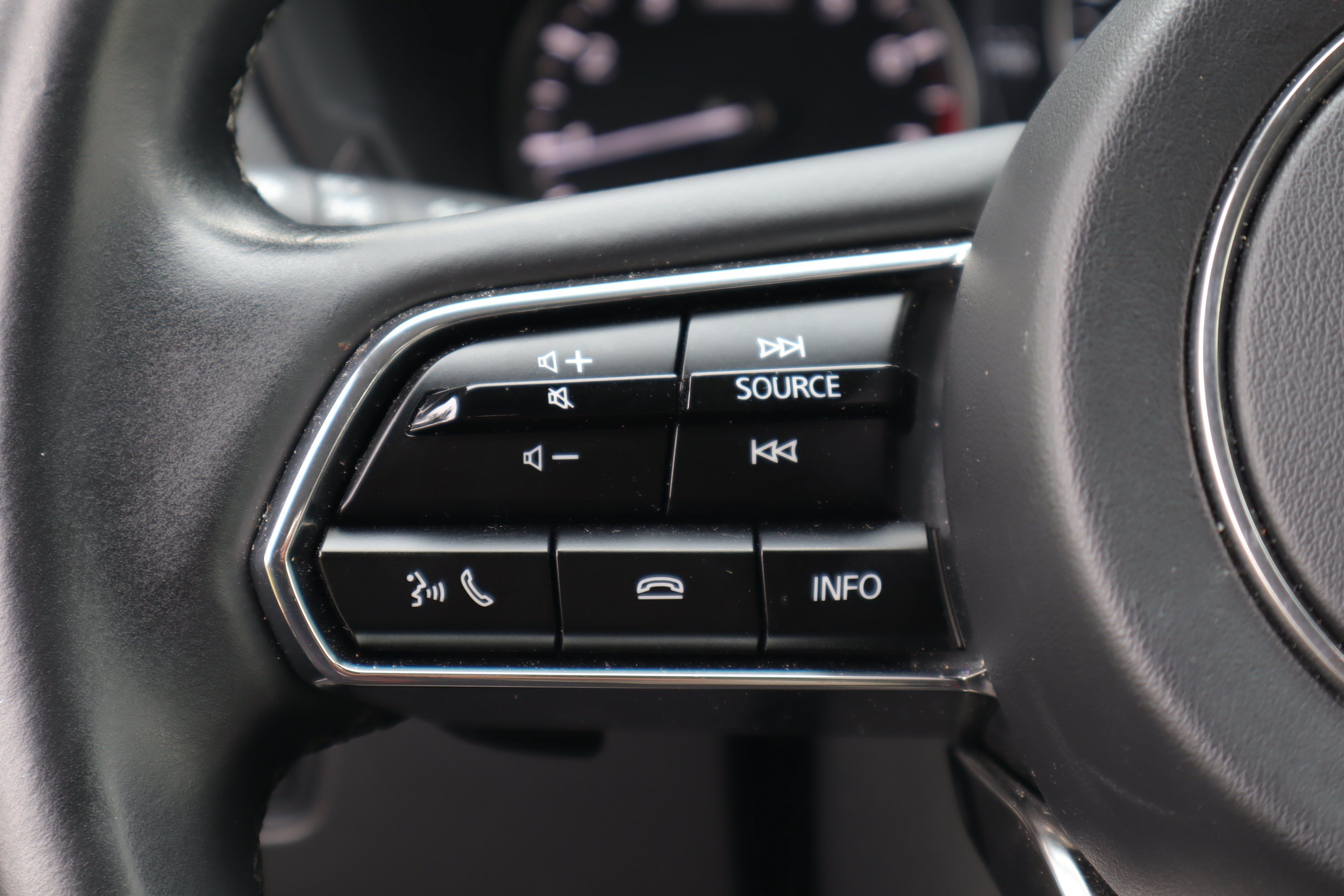 Certified 2024 MAZDA CX-90 3.3 Turbo w/ Preferred Plus AWD/4WD image 18