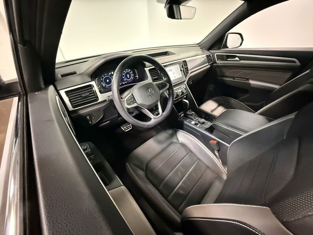 Used 2023 Volkswagen Atlas Cross Sport SEL Premium R-Line image 60