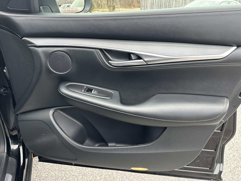 Certified 2025 INFINITI QX55 Luxe w/ Cargo Package image 40