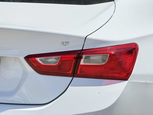 Used 2018 Chevrolet Malibu LT FWD image 5