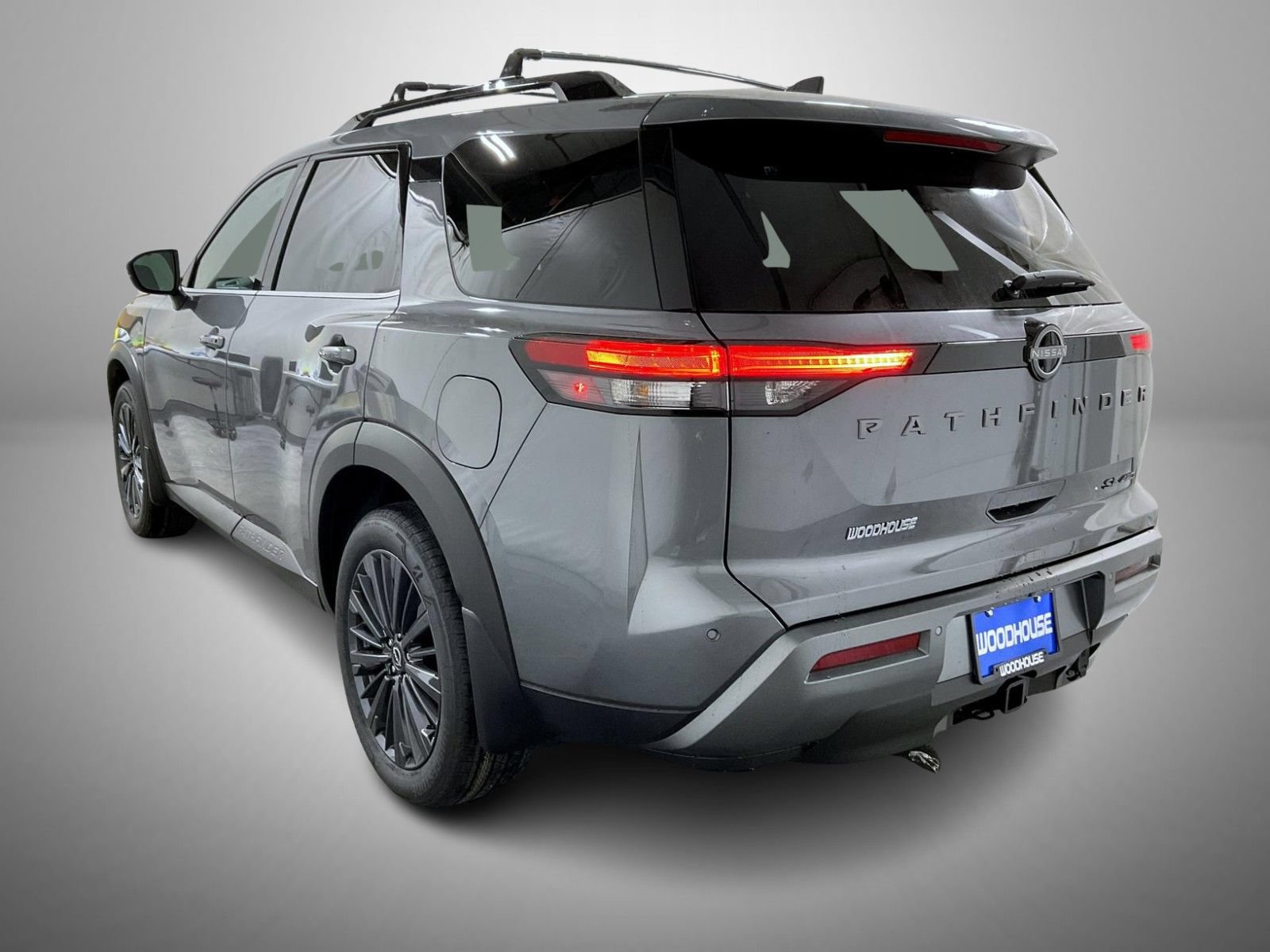 New 2026 Nissan Pathfinder SL w/ SL Premium Package AWD/4WD image 7