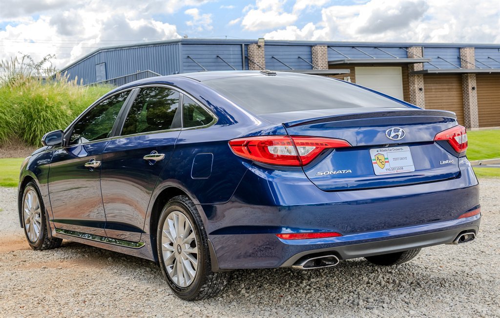 Used 2015 Hyundai Sonata Limited FWD image 3