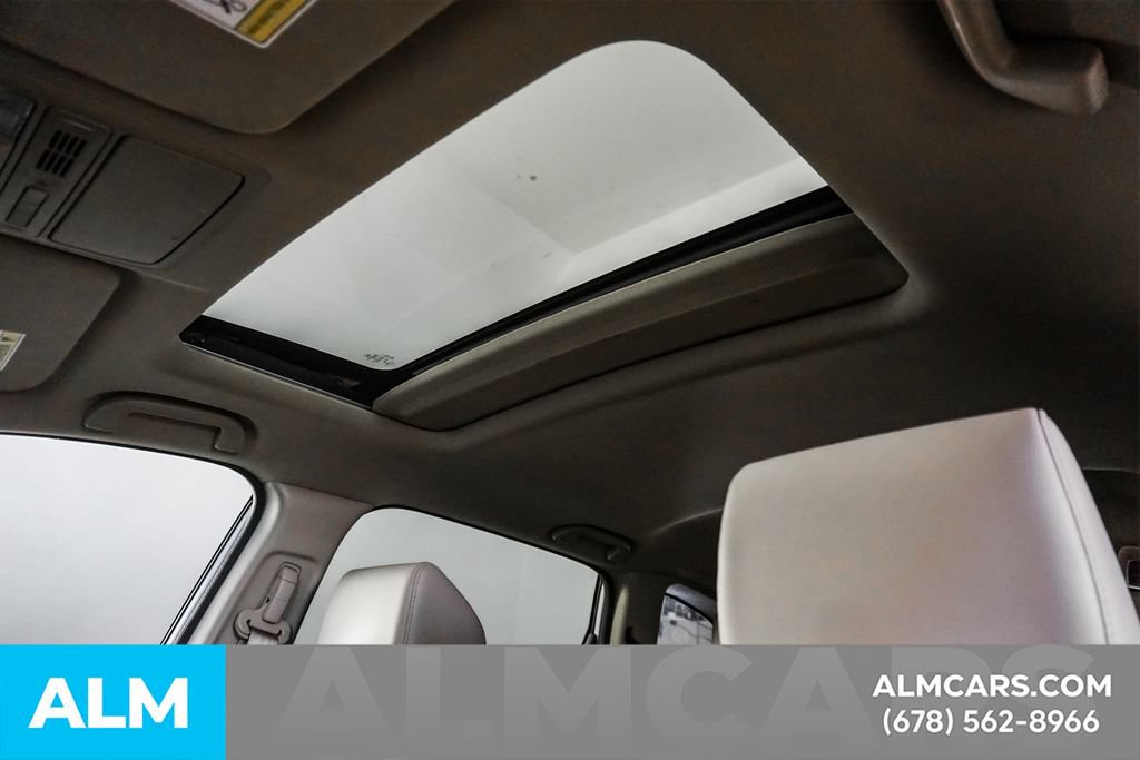 Used 2019 Honda CR-V Touring image 26