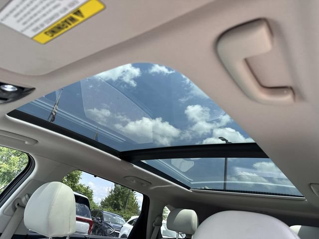 Used 2023 Kia Sorento SX Prestige w/ Panoramic Sunroof Package AWD/4WD image 16