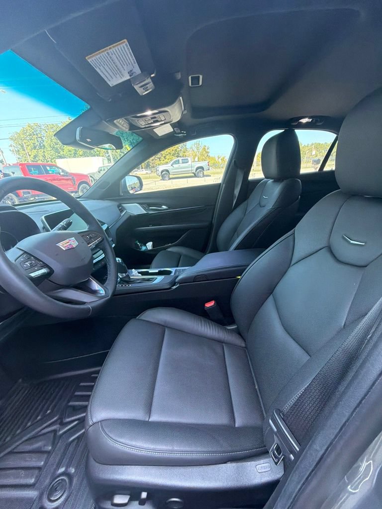 Used 2026 Cadillac CT4 Premium Luxury AWD/4WD image 13