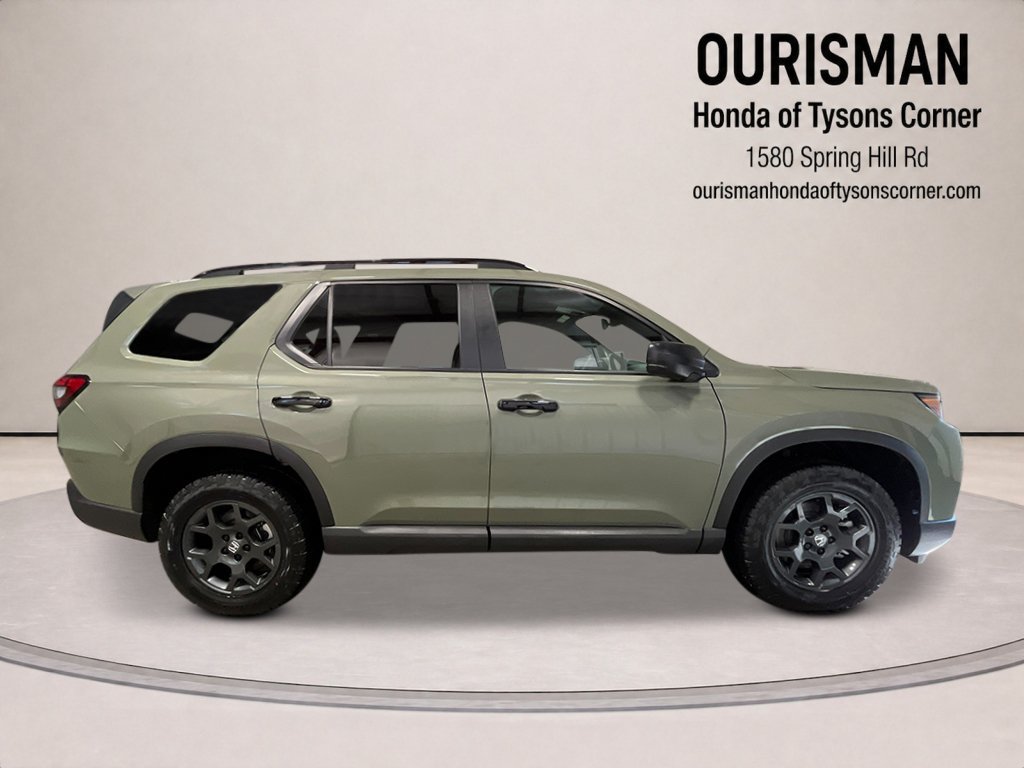 New 2026 Honda Pilot TrailSport image 2