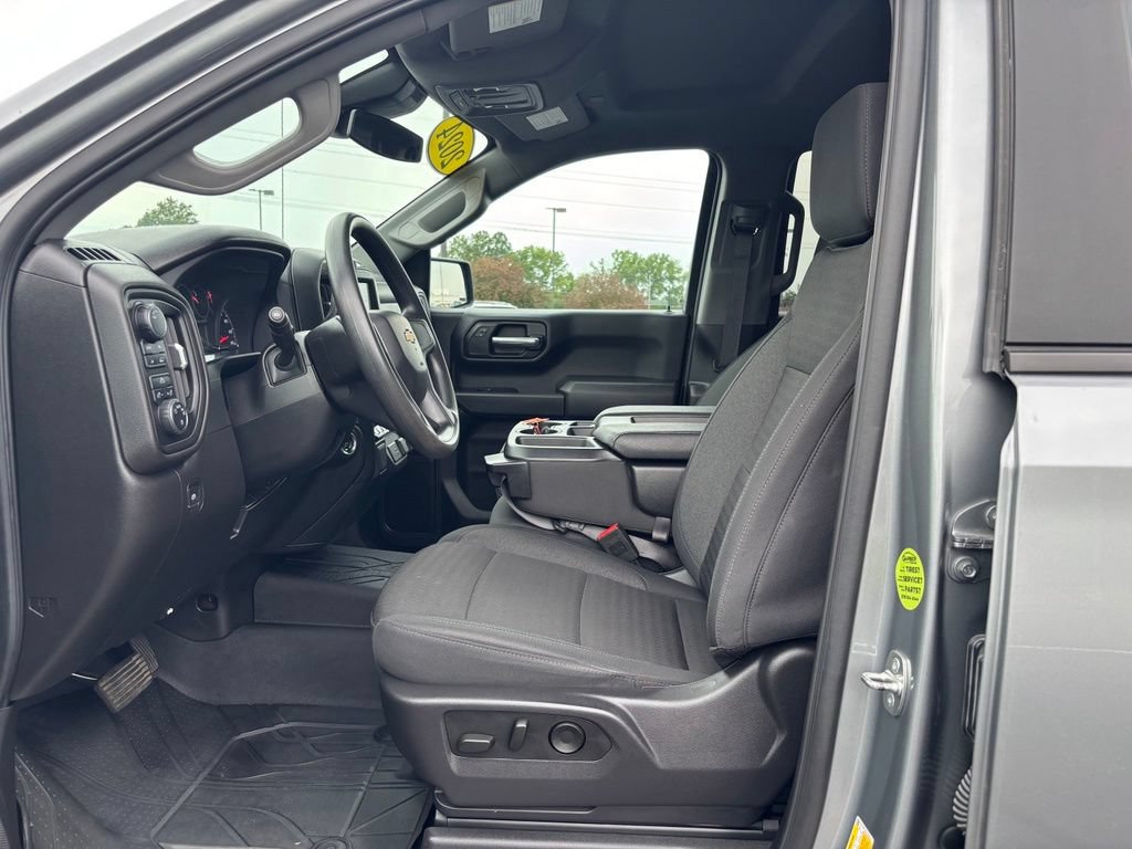 Used 2024 Chevrolet Silverado 1500 Custom AWD/4WD image 15