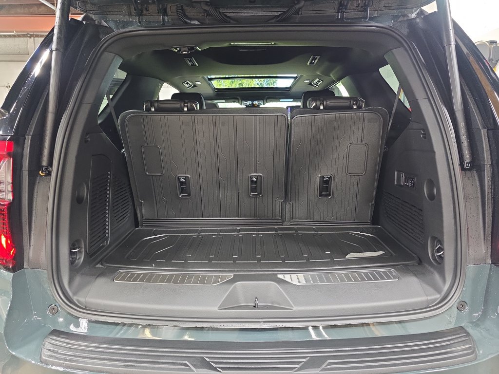 New 2026 GMC Yukon AT4 Ultimate AWD/4WD image 13