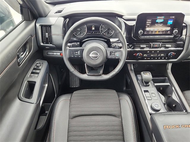 Used 2025 Nissan Pathfinder Rock Creek image 7