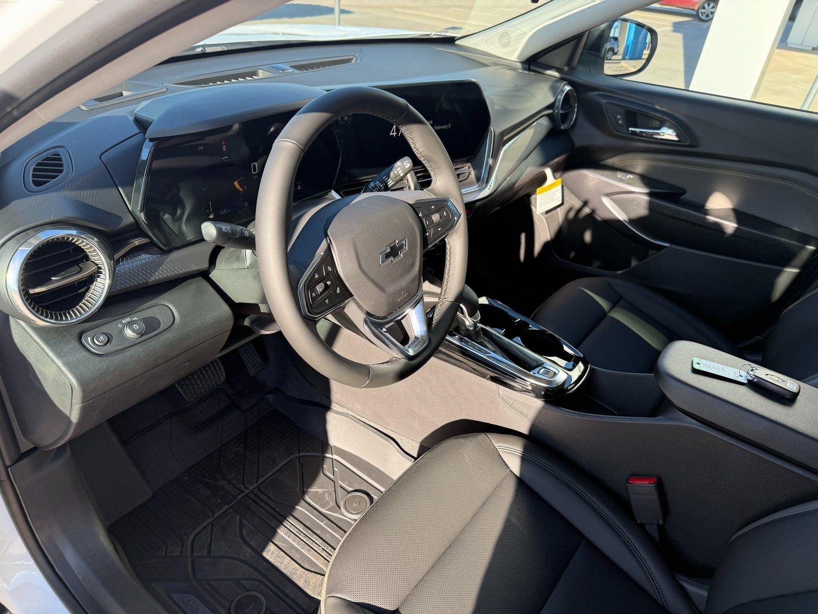 New 2026 Chevrolet Trax ACTIV w/ Sunroof Package FWD image 9