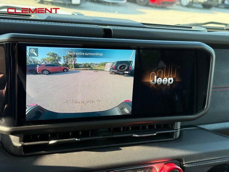 Used 2024 Jeep Gladiator Rubicon w/ Convenience Group image 20