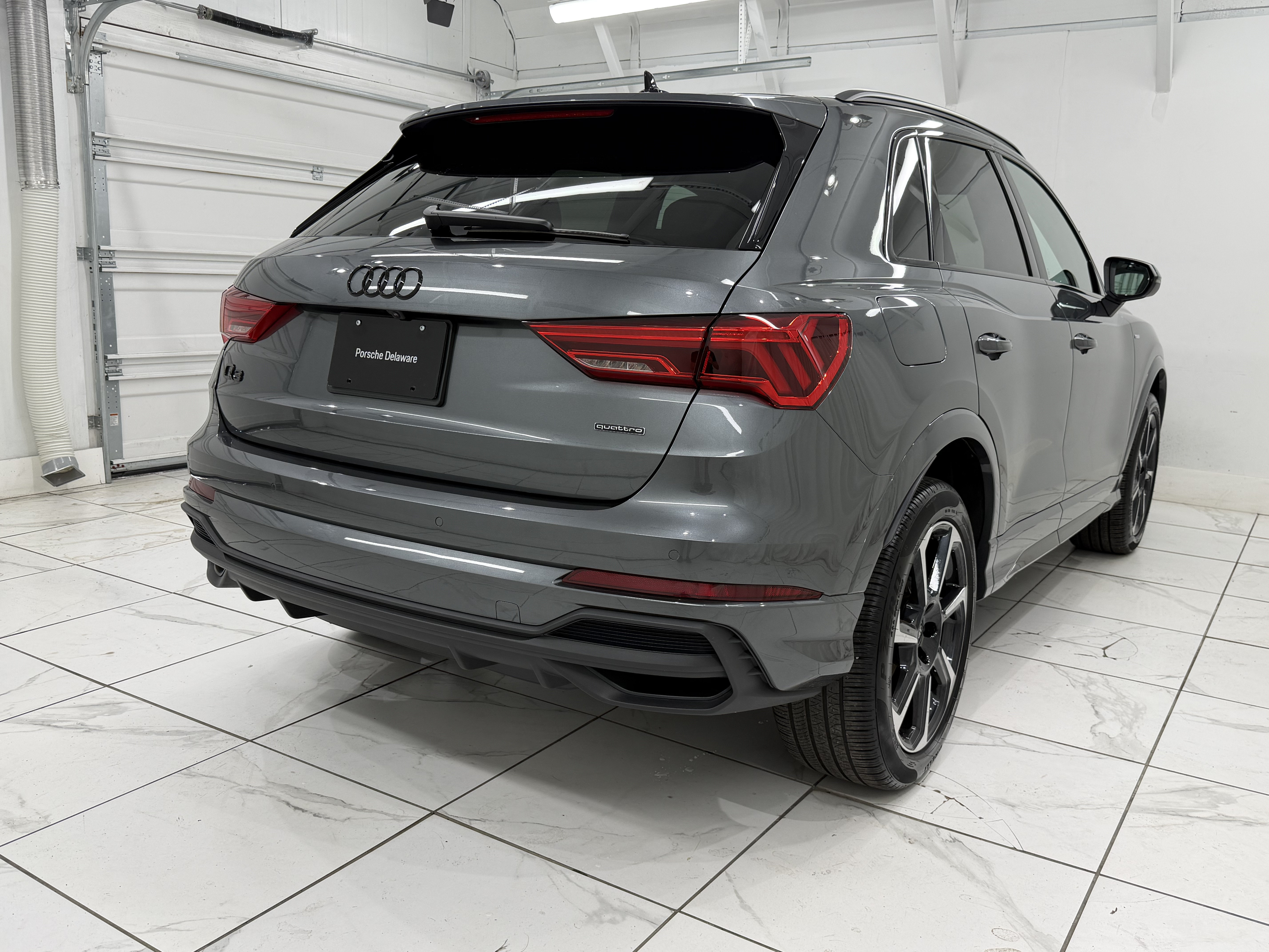 Used 2025 Audi Q3 2.0T Premium Plus AWD/4WD image 12